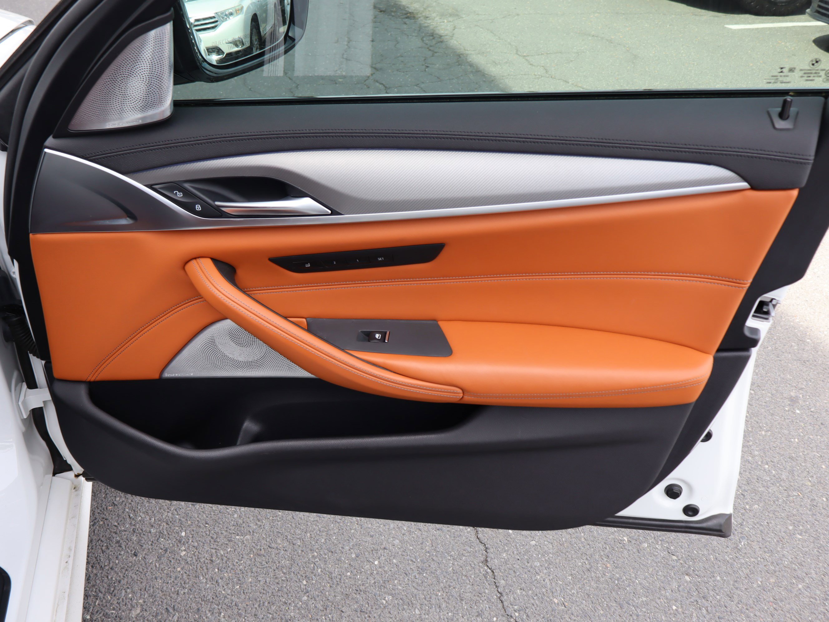 Used 2020 BMW M5 w/ Executive Package image 39