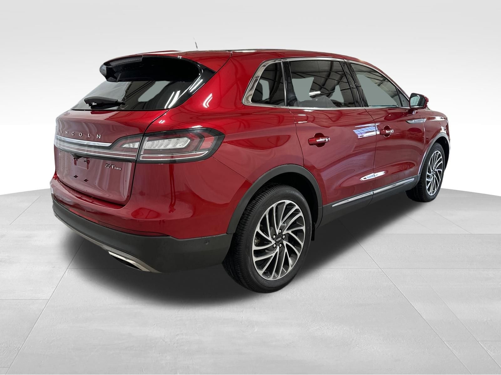 Used 2020 Lincoln Nautilus Reserve image 6