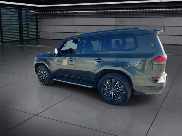 Certified 2025 Lexus GX 550 w/ Cold Area Package AWD/4WD image 6