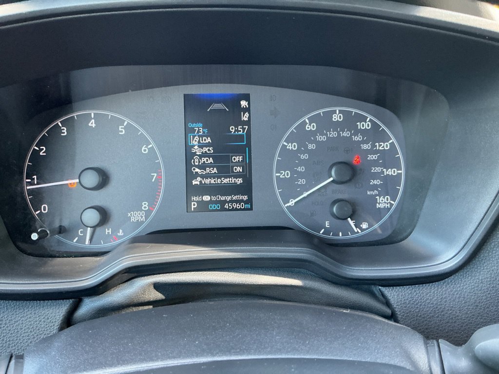 Used 2025 Toyota Corolla LE FWD image 22