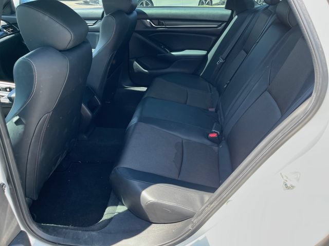 Used 2018 Honda Accord Sport image 3