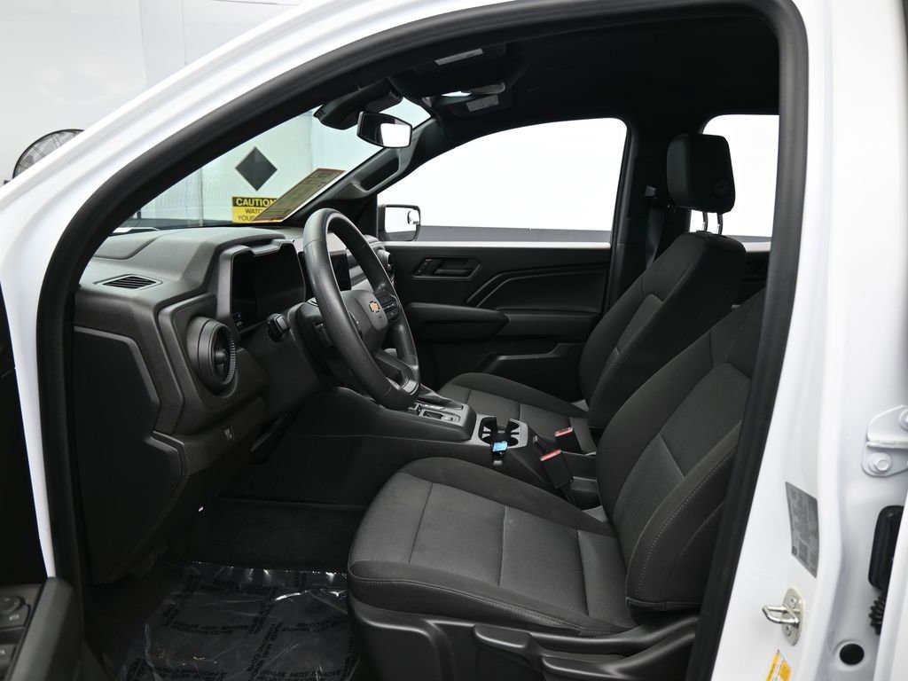 Used 2023 Chevrolet Colorado W/T image 11