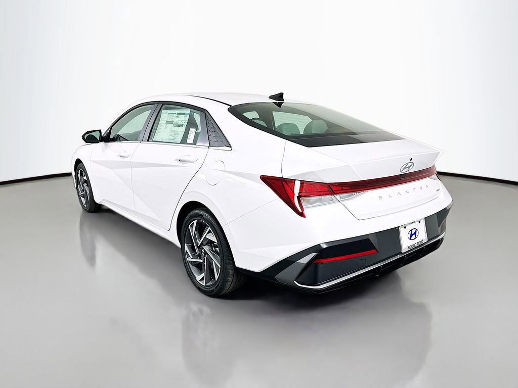 New 2026 Hyundai Elantra Limited image 7