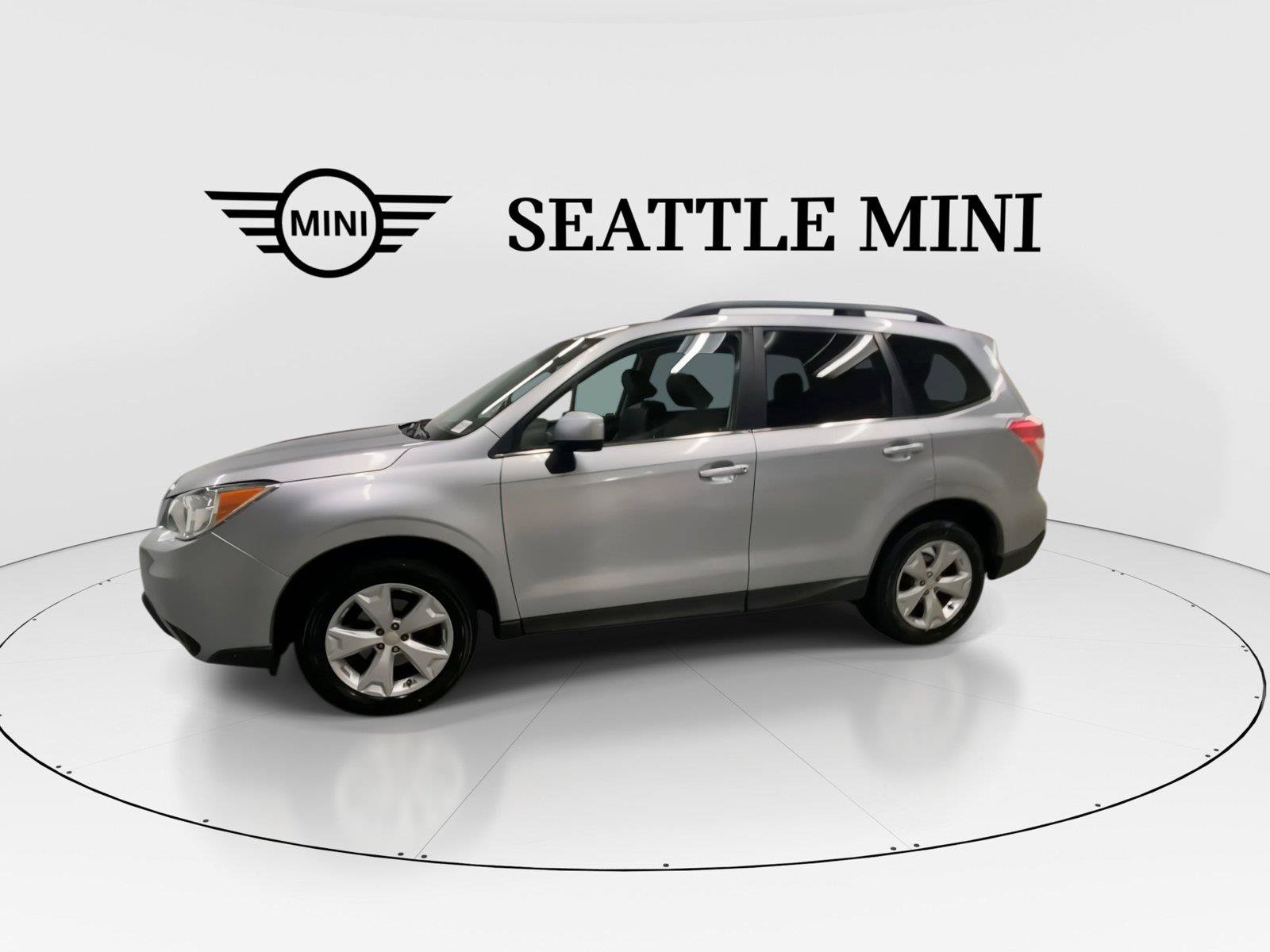 Used 2015 Subaru Forester 2.5i Limited AWD/4WD image 6