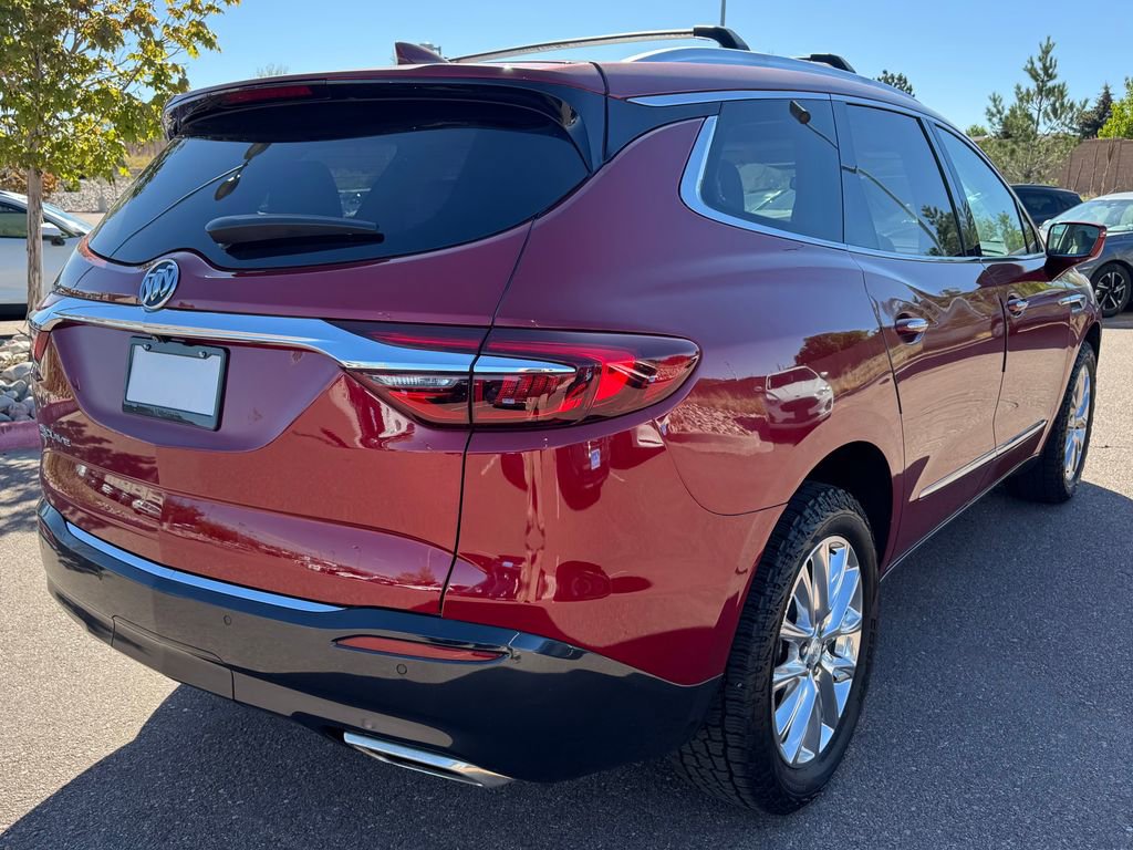 Used 2020 Buick Enclave Premium w/ Sun and Sites Package AWD/4WD image 6
