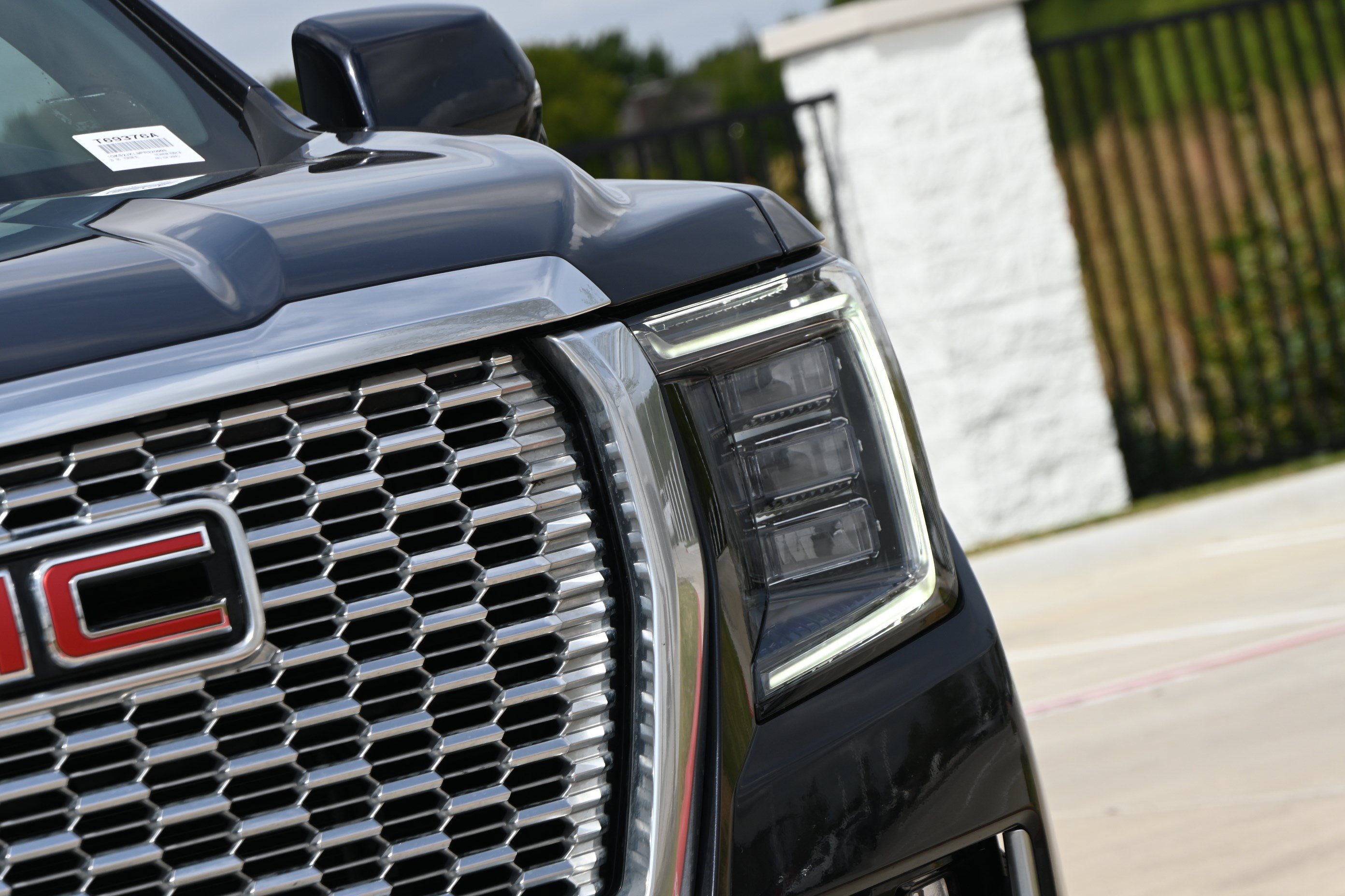 Used 2023 GMC Yukon XL Denali AWD/4WD image 10
