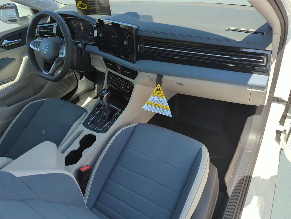 New 2026 Volkswagen Jetta SE image 18
