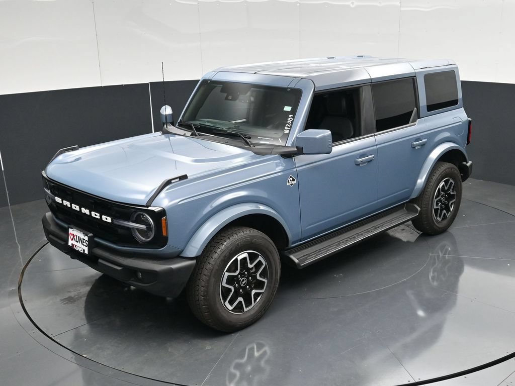 Used 2025 Ford Bronco Outer Banks AWD/4WD image 39
