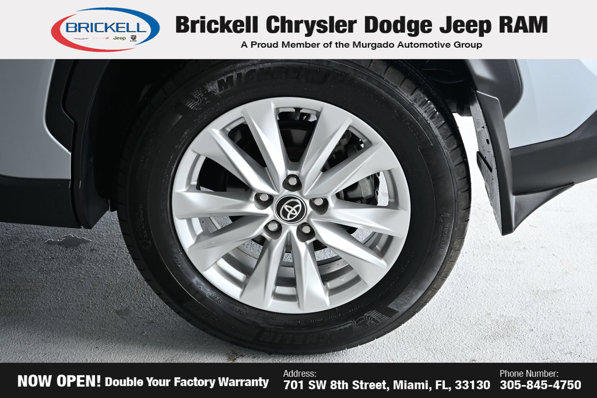 Used 2024 Toyota Corolla Cross LE w/ Moonroof Package FWD image 37