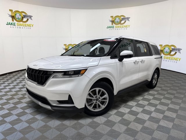 Certified 2023 Kia Carnival LX FWD image 4