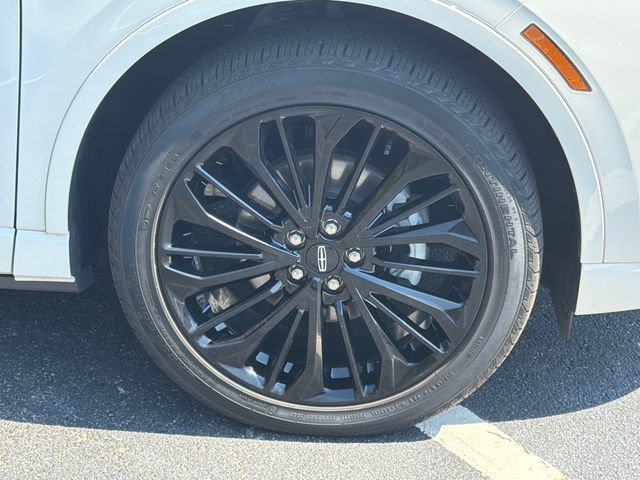 Used 2024 Lincoln Corsair Reserve w/ Equipment Group 201A FWD image 14