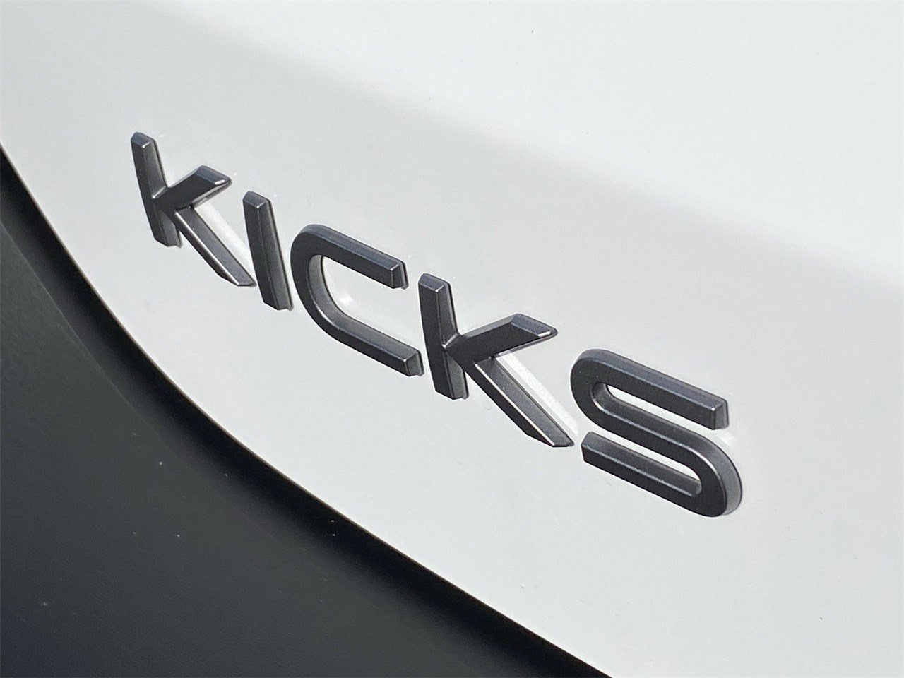 New 2027 Nissan Kicks S FWD image 8