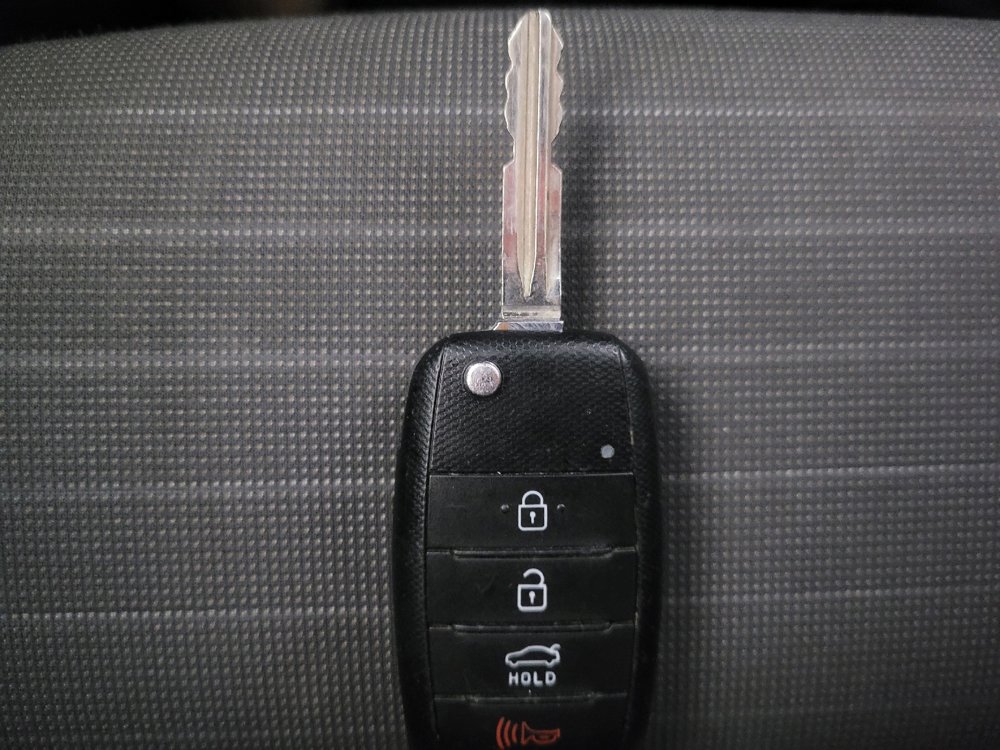 Used 2016 Kia Forte LX image 32