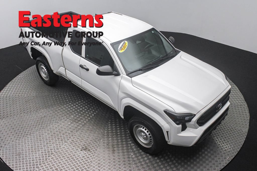 Used 2024 Toyota Tacoma SR RWD image 3