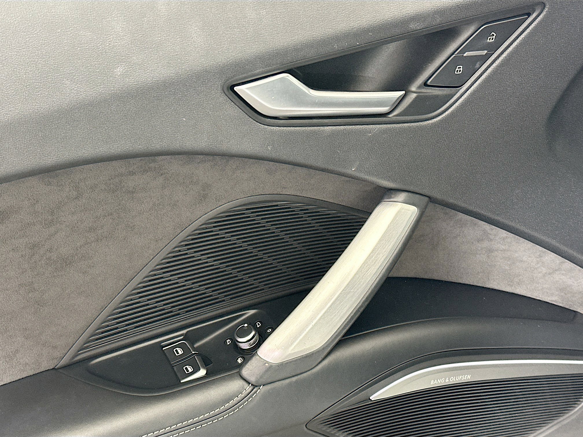 Used 2018 Audi TT 2.0T w/ Technology Package image 15