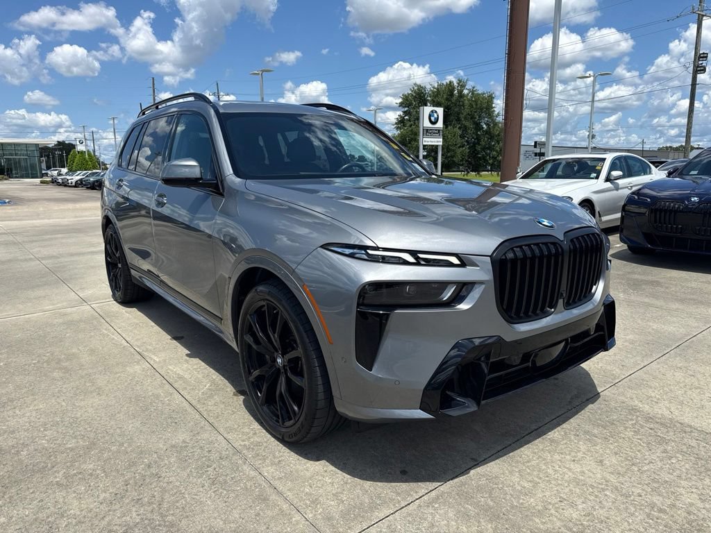 Certified 2025 BMW X7 xDrive40i w/ Executive Package AWD/4WD image 7