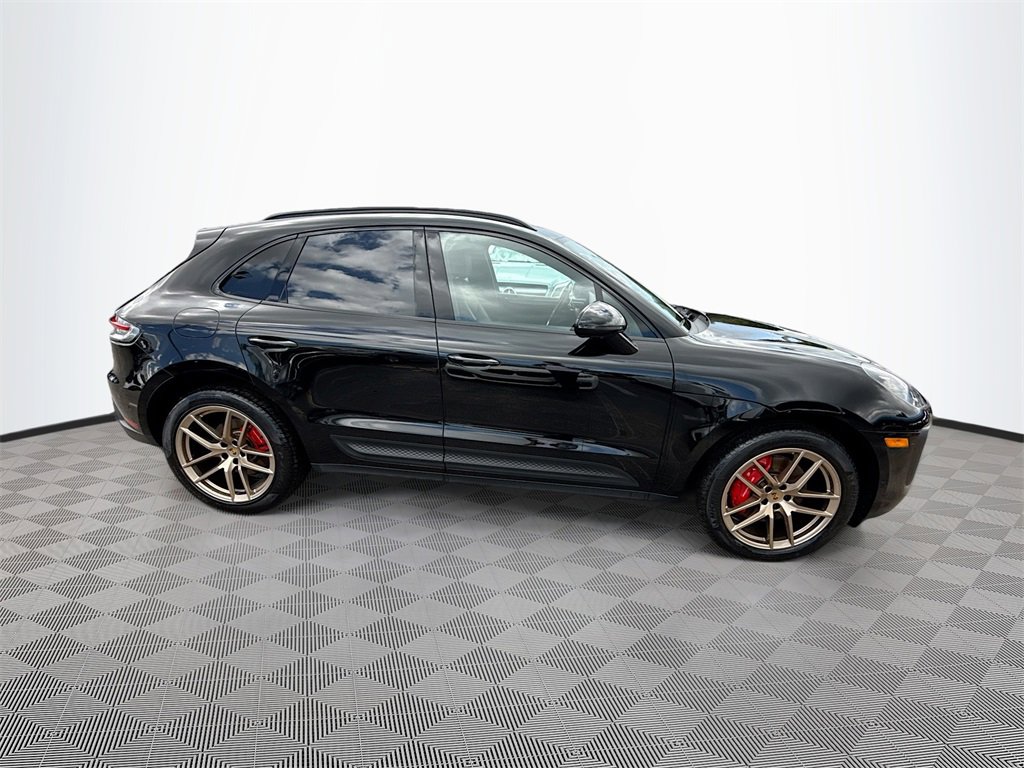Used 2022 Porsche Macan S w/ Premium Package Plus image 9