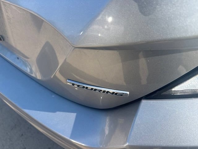 Used 2017 Honda Civic Touring image 4