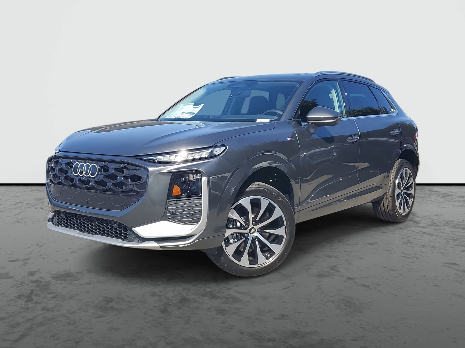 New 2026 Audi Q3 quattro 2.0T AWD/4WD image 2