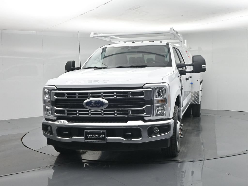New 2026 Ford F350 XL w/ XL Chrome Package RWD image 60