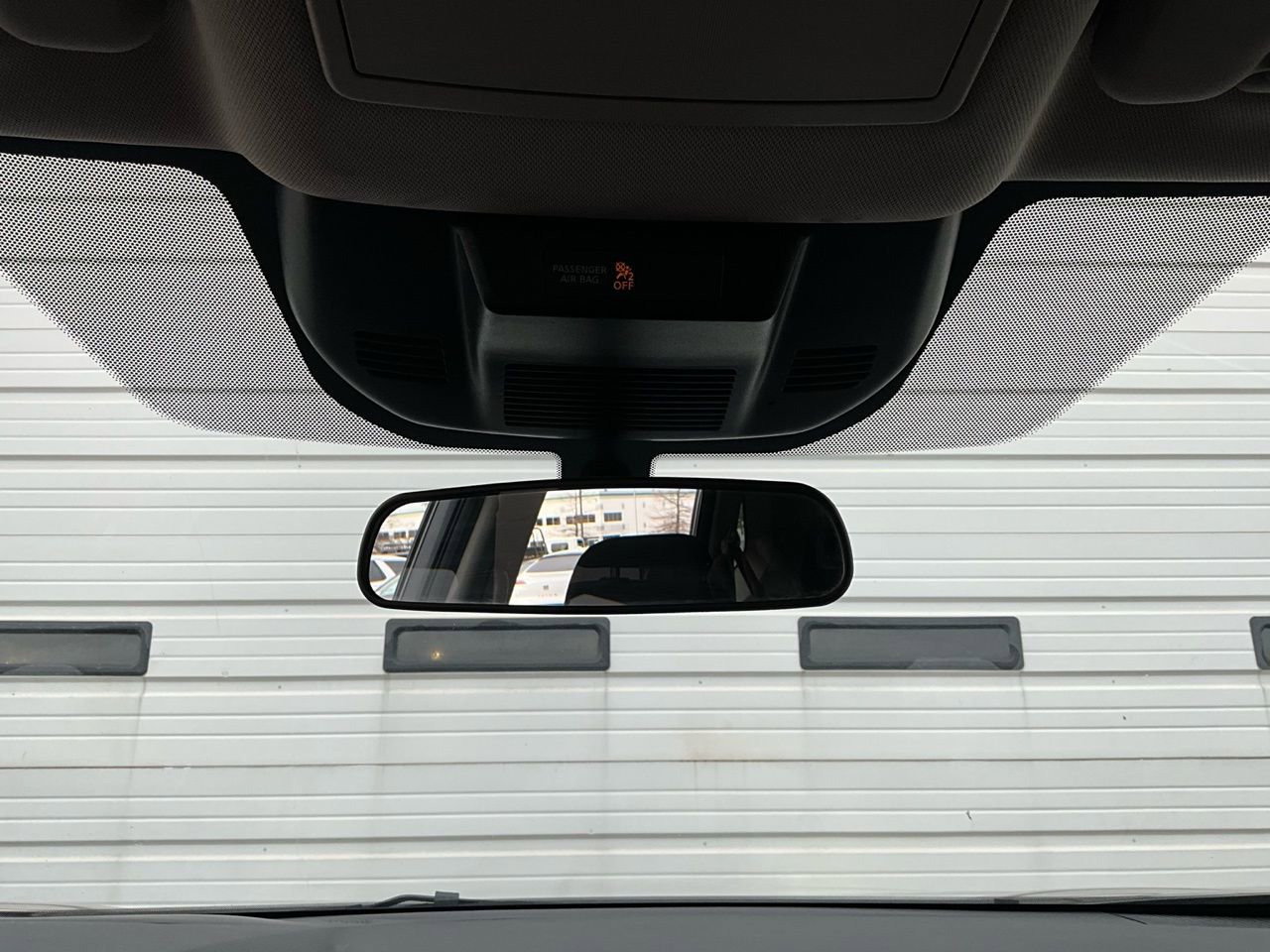 Used 2025 Nissan Rogue SV image 18