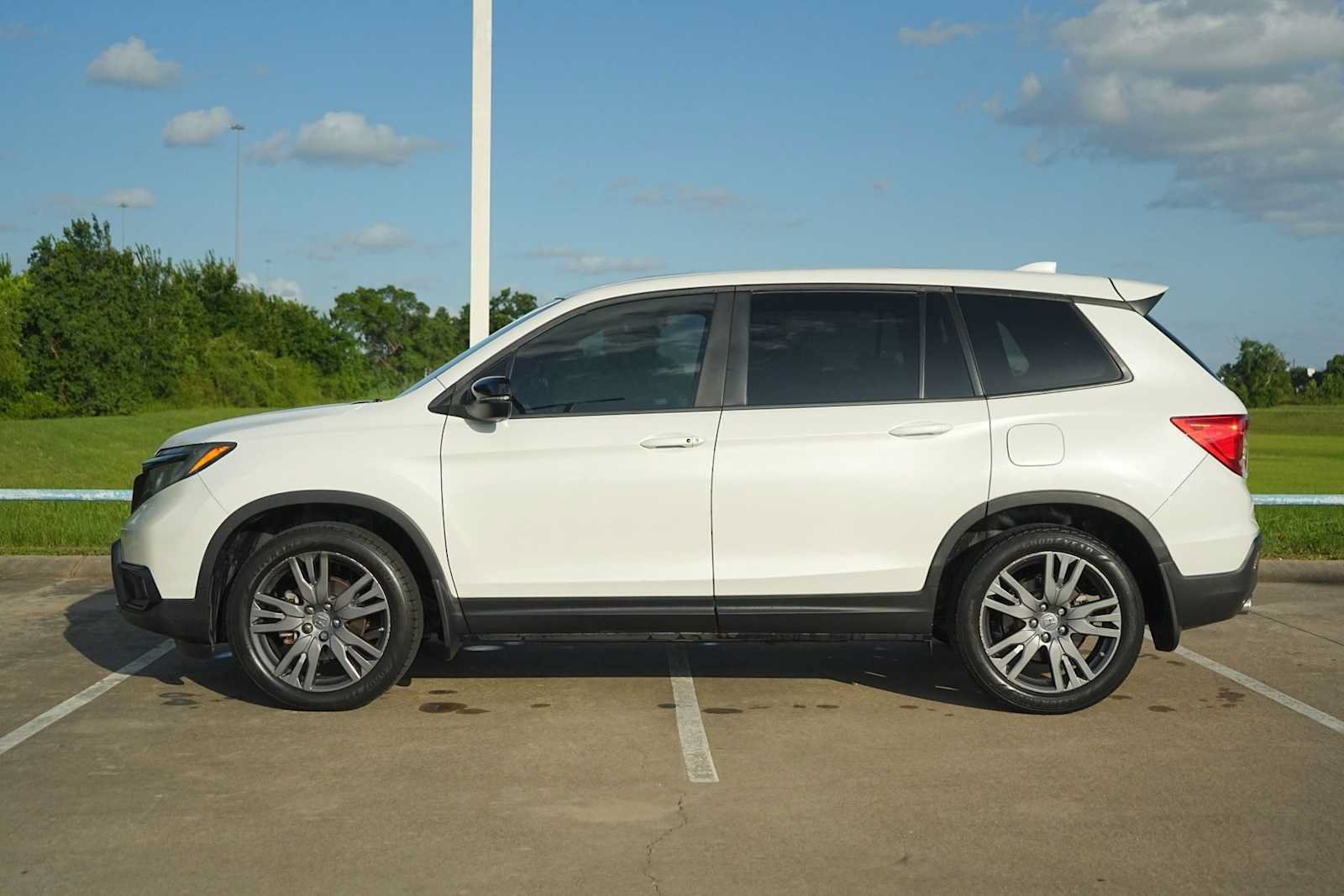 Used 2020 Honda Passport EX-L image 3