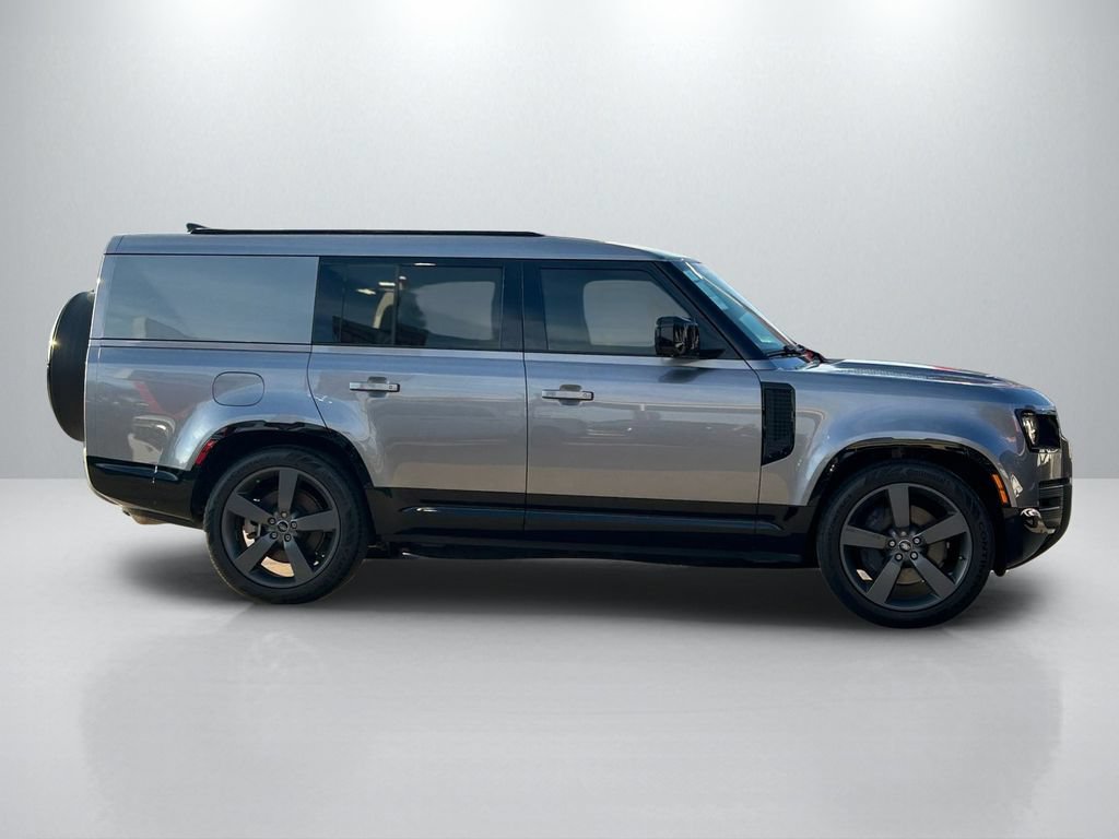 Used 2024 Land Rover Defender 130 Outbound AWD/4WD image 4