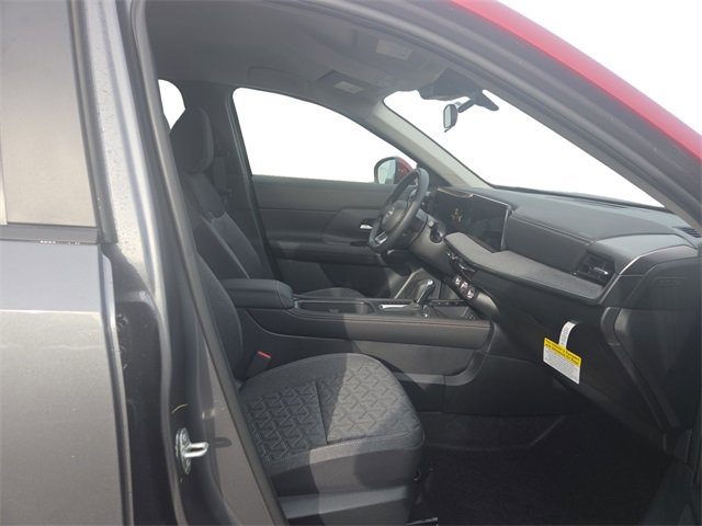 New 2025 Nissan Kicks SV image 15