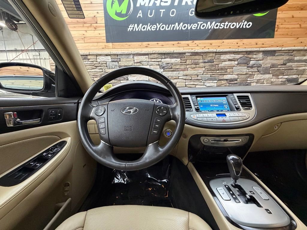 Used 2011 Hyundai Genesis 3.8 w/ Premium Navigation Pkg 3 RWD image 17