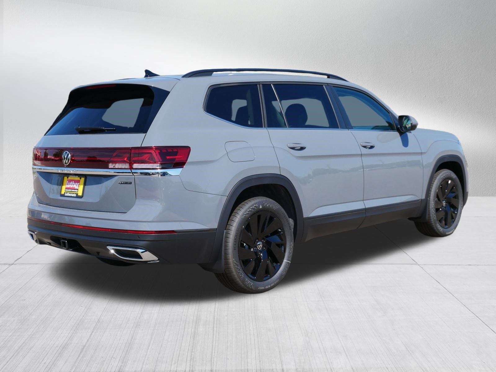 New 2026 Volkswagen Atlas SE AWD/4WD image 3