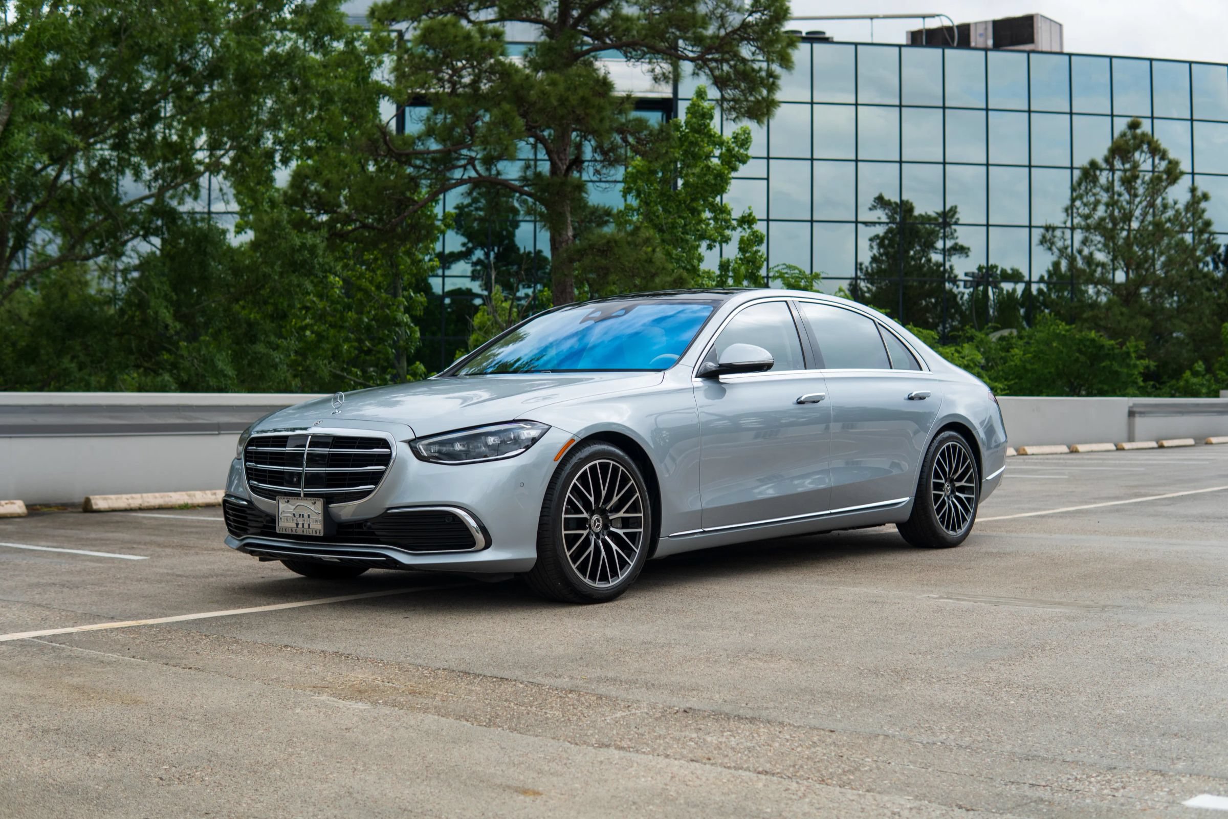 Used 2023 Mercedes-Benz S 580 4MATIC Sedan w/ Warmth & Comfort Package image 7