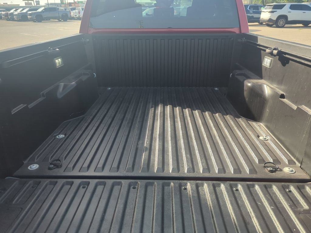 Used 2025 Toyota Tacoma TRD Off-Road AWD/4WD image 17