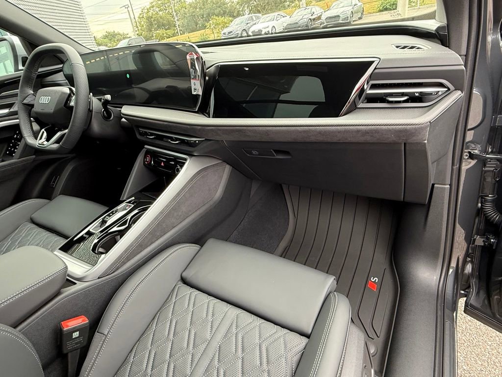New 2025 Audi SQ5 Premium Plus image 45