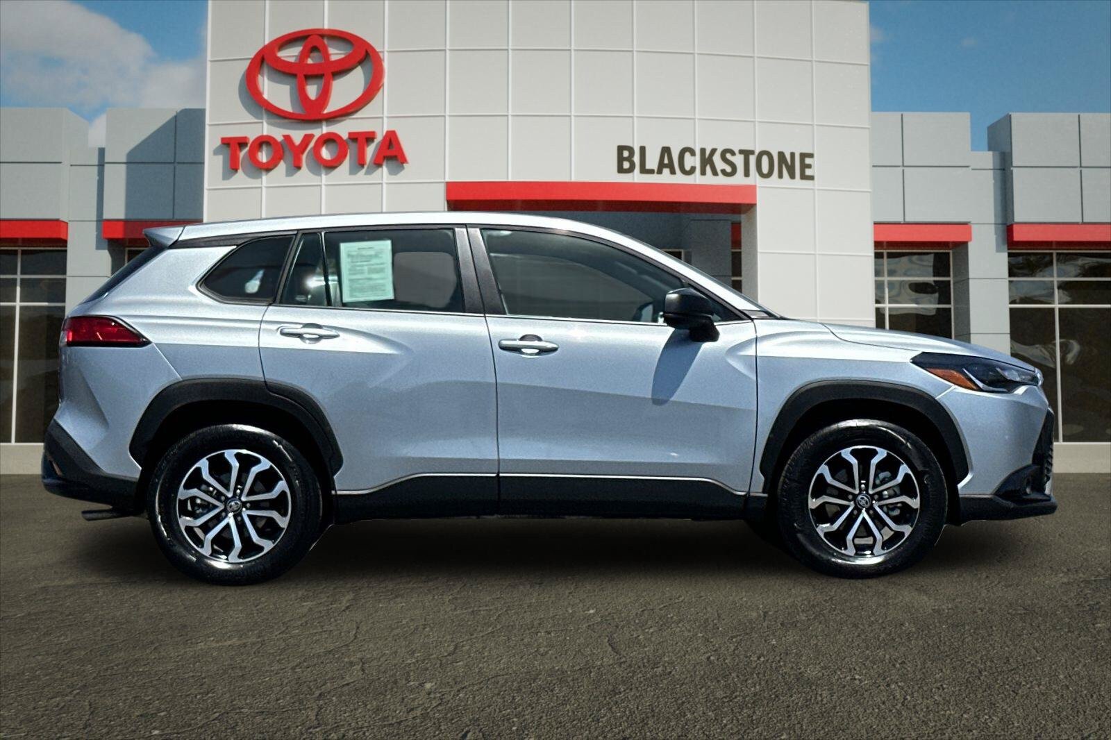 Certified 2025 Toyota Corolla Cross AWD Hybrid image 2