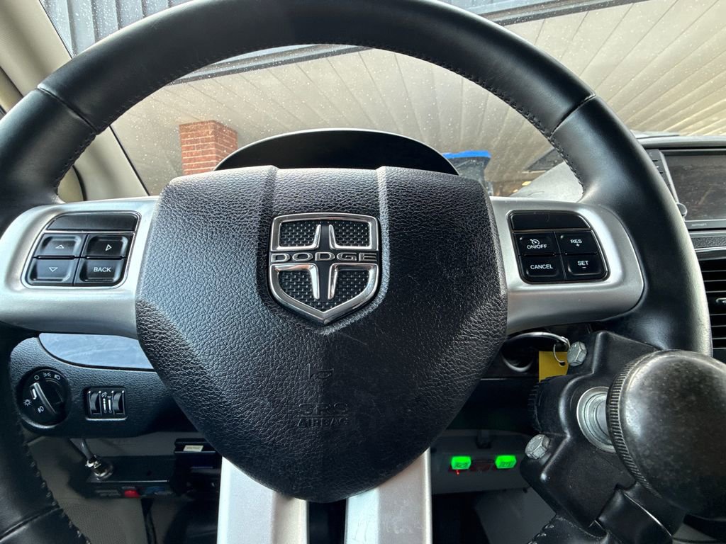 Used 2012 Dodge Grand Caravan Crew w/ Crew Value Pkg image 31