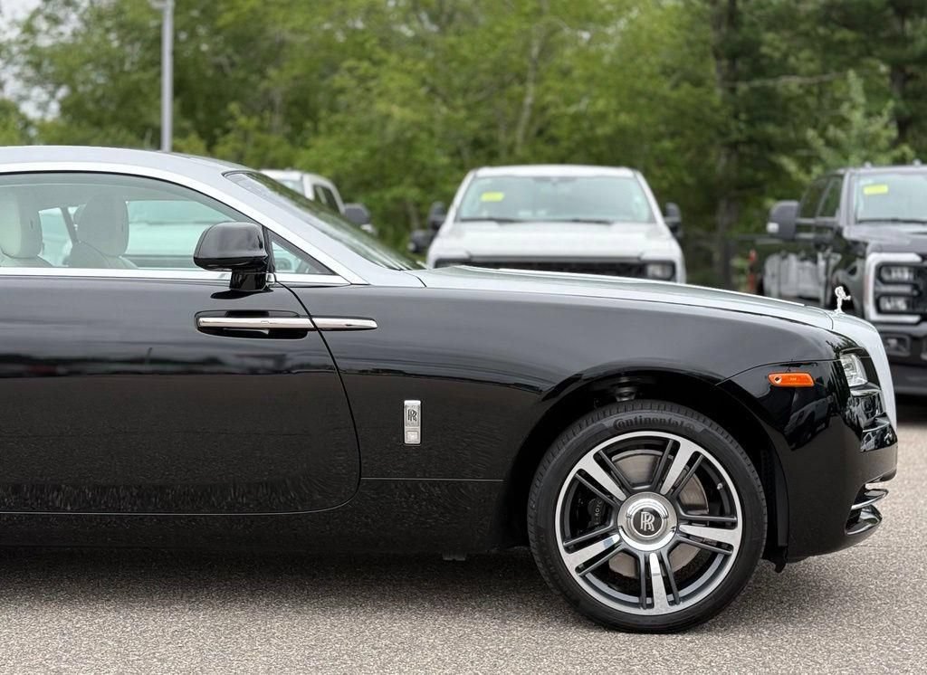 Used 2015 Rolls-Royce Wraith RWD image 3