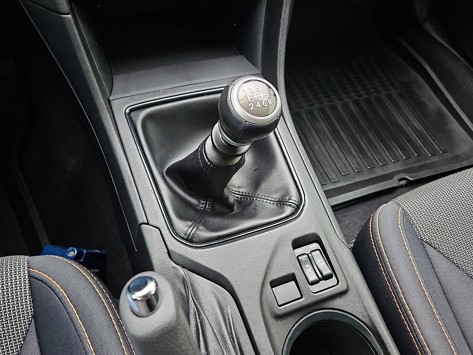 Used 2018 Subaru Crosstrek 2.0i Premium w/ Popular Package #2 image 14