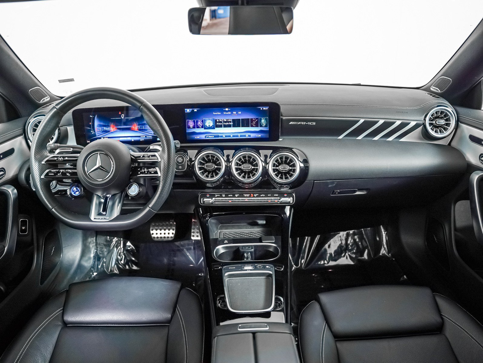 Certified 2025 Mercedes-Benz CLA 35 AMG 4MATIC image 12