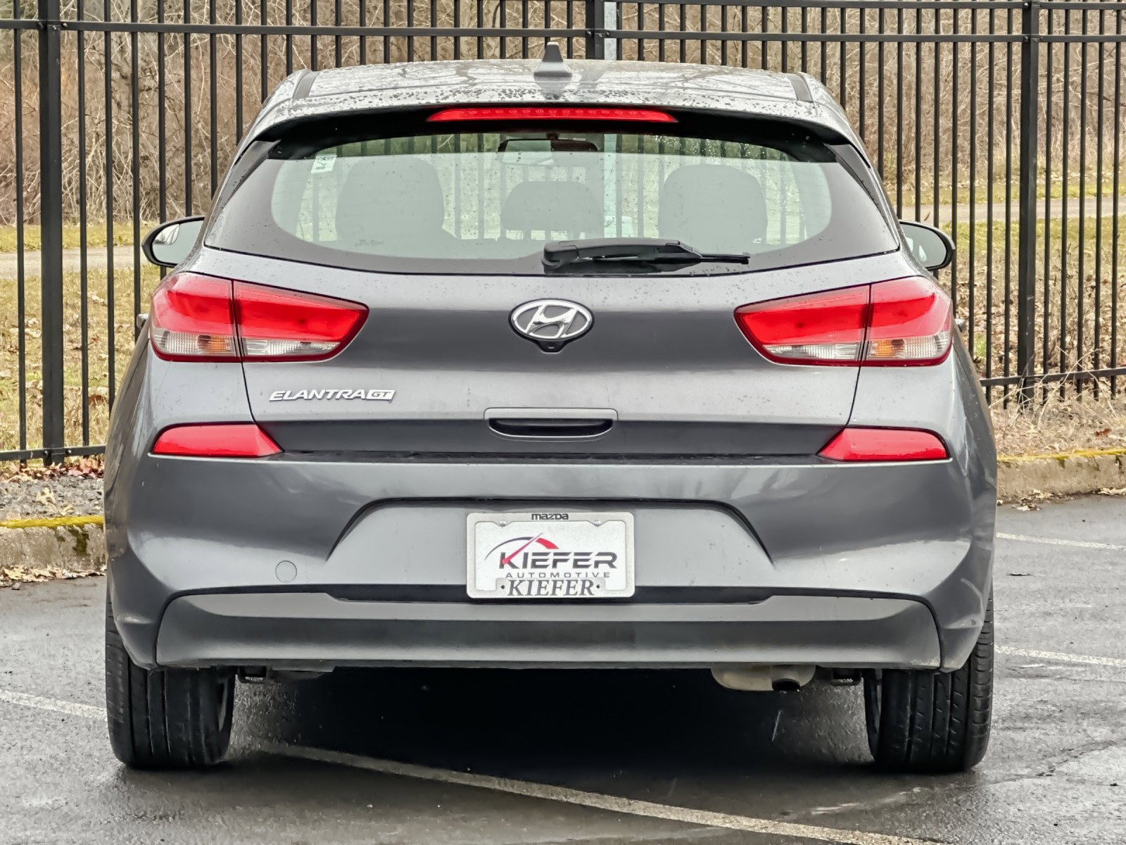Used 2019 Hyundai Elantra GT image 5