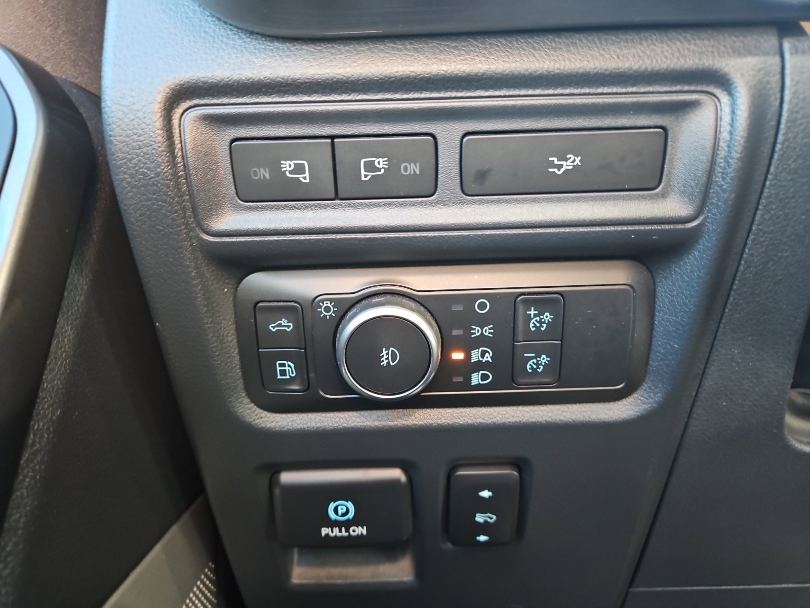 Used 2022 Ford F150 Lariat w/ Equipment Group 502A High image 22