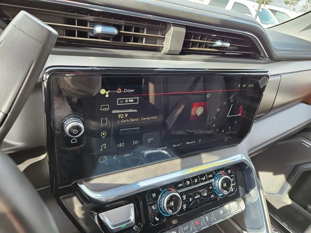 Used 2025 GMC Sierra 3500 Denali image 30