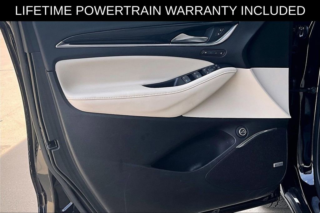 Used 2022 Buick Enclave Premium w/ Experience Buick Package image 17