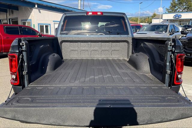 New 2026 RAM 2500 Big Horn AWD/4WD image 18
