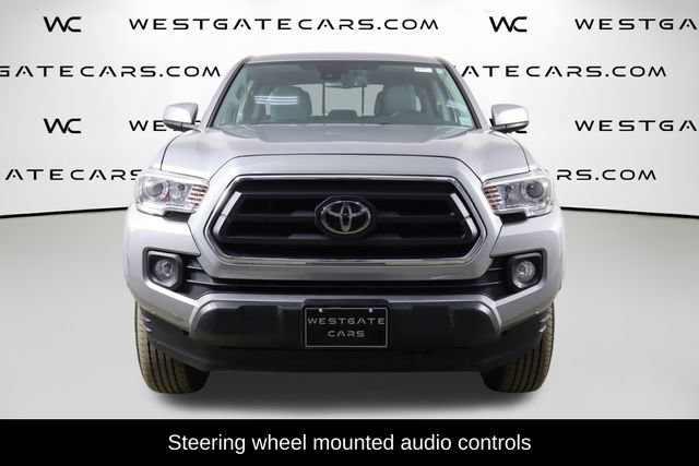 Used 2020 Toyota Tacoma SR5 AWD/4WD image 2