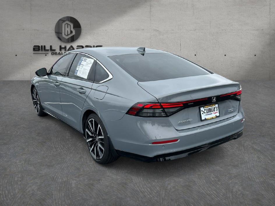 Used 2025 Honda Accord Touring image 3