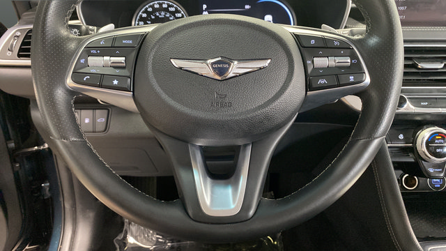 Used 2022 Genesis G70 2.0T w/ Prestige Package AWD/4WD image 16