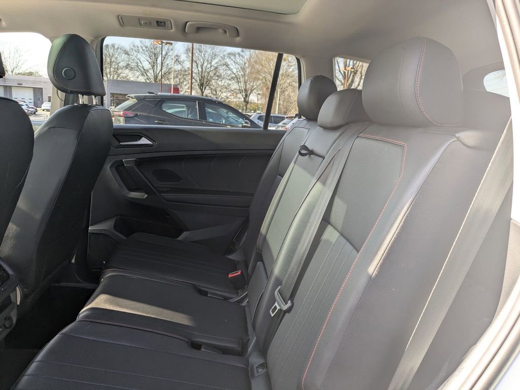 Used 2024 Volkswagen Tiguan Wolfsburg Edition image 26