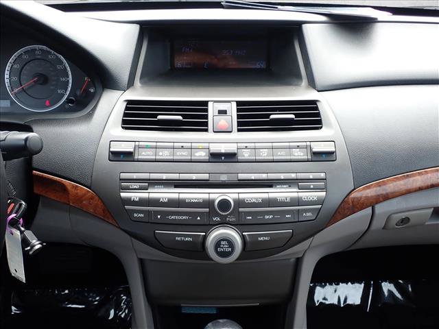 Used 2011 Honda Accord EX-L image 16