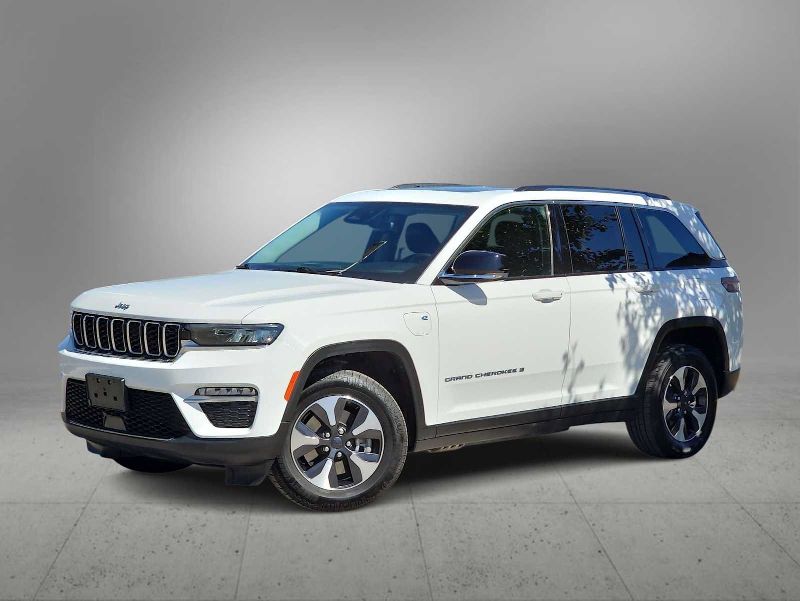 Used 2024 Jeep Grand Cherokee Limited 4xe AWD/4WD image 1