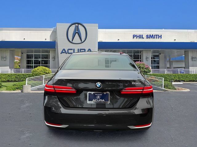 Used 2026 BMW 530i RWD image 7